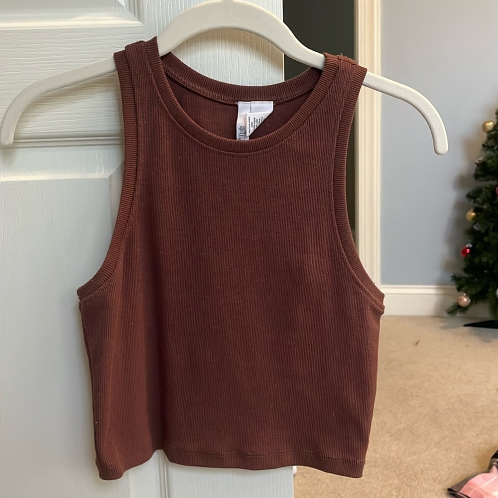 Tilly’s brown tank top